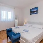 Ferienhaus Stunning In Gornje Rastane *